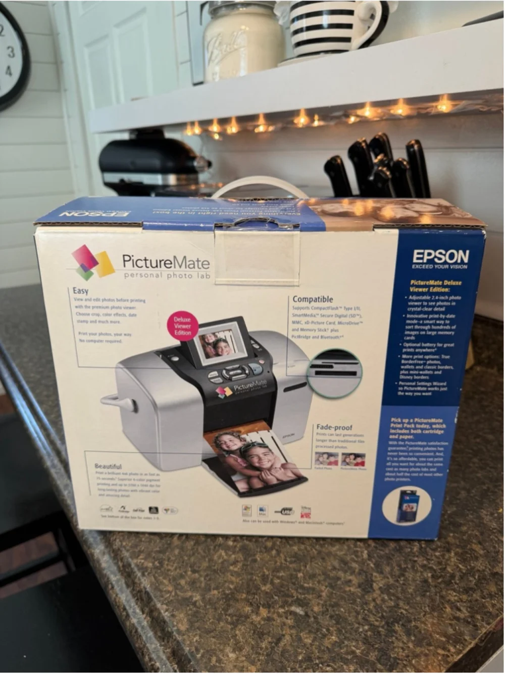 NEW Epson PictureMate Personal Photo Lab Deluxe Viewer Edition Printer